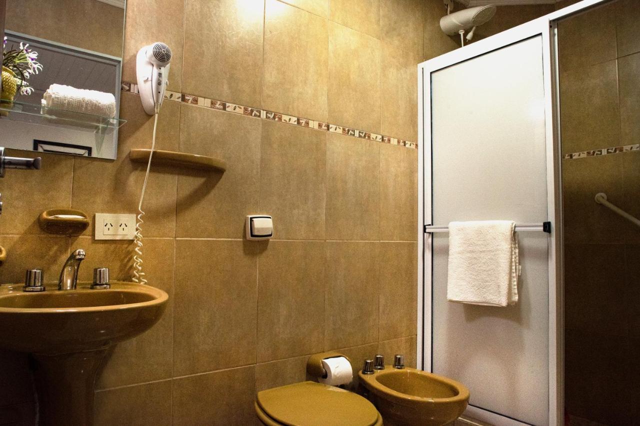 Posada Yvoty Hotel ปูแอร์โตอีกวาซู ภายนอก รูปภาพ