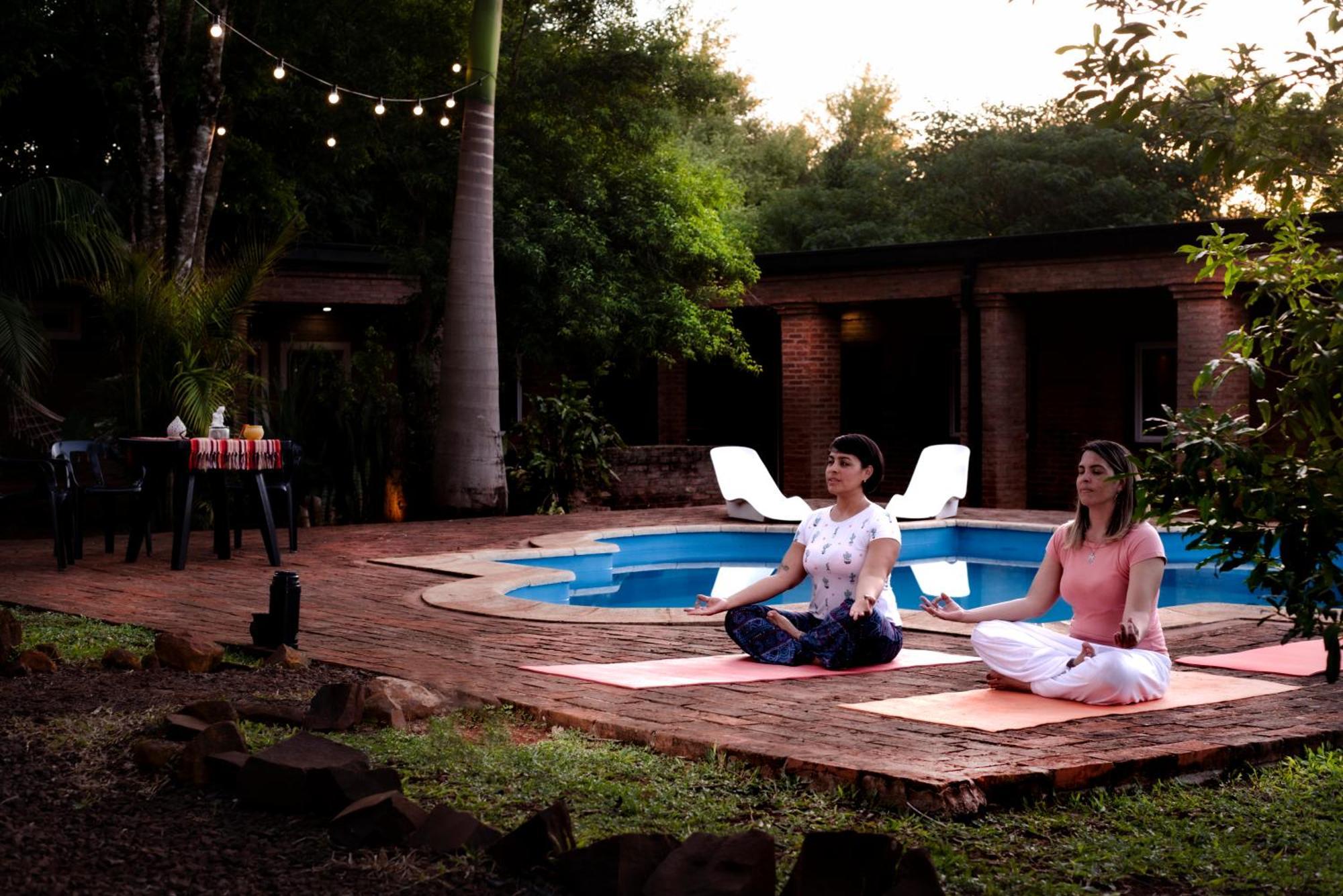 Posada Yvoty Hotel ปูแอร์โตอีกวาซู ภายนอก รูปภาพ