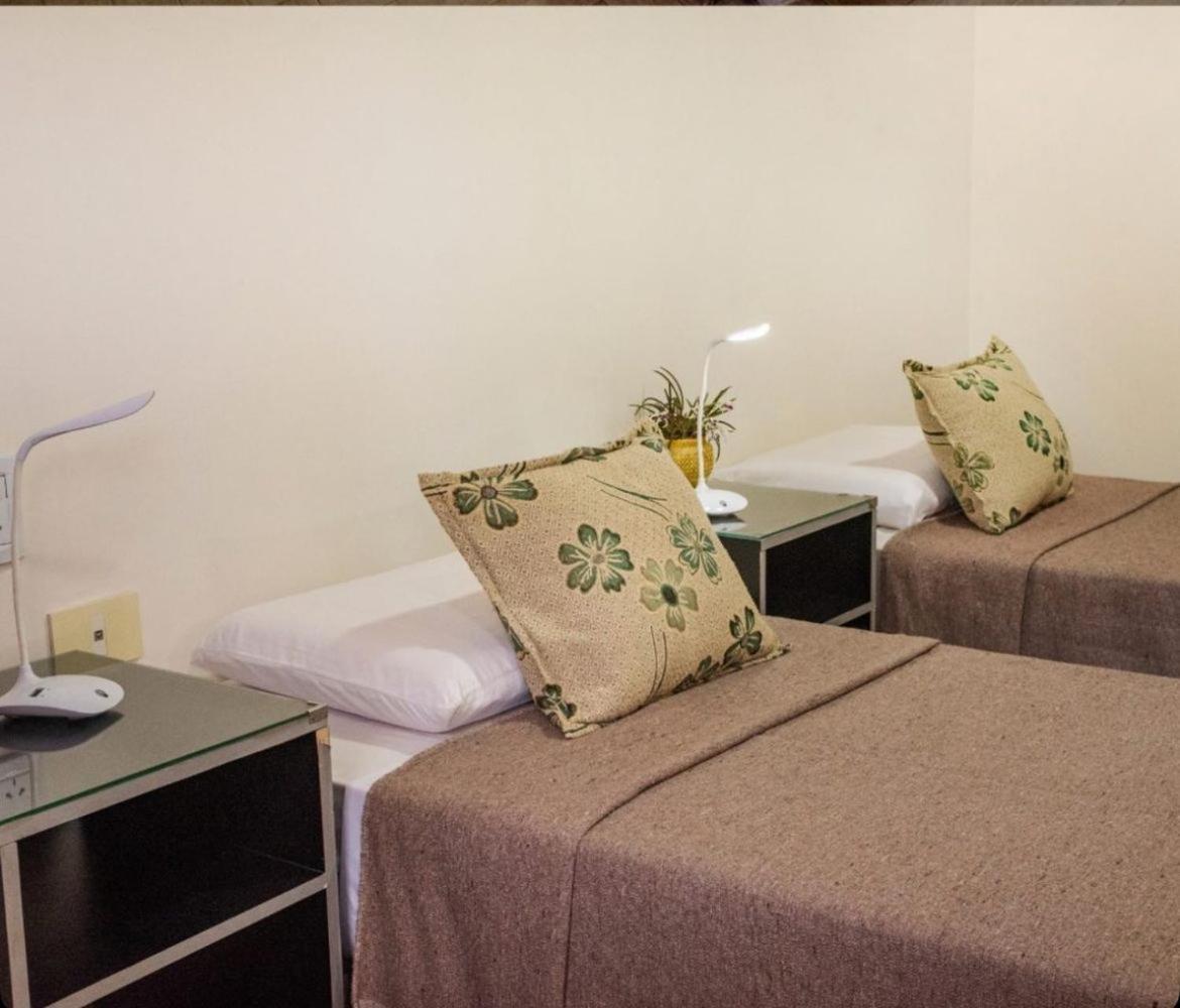 Posada Yvoty Hotel ปูแอร์โตอีกวาซู ภายนอก รูปภาพ